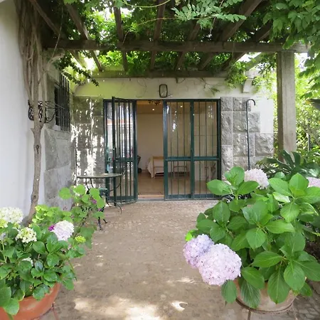 Hortenses Loft. Ideal For Couples & 2min Walk Beach Tatil Evi *