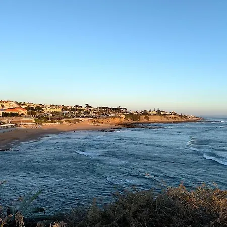 Hortenses Loft. Ideal For Couples & 2min Walk Beach Alapraia
